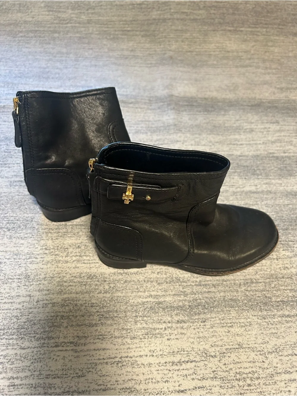 Tory Burch smooth black